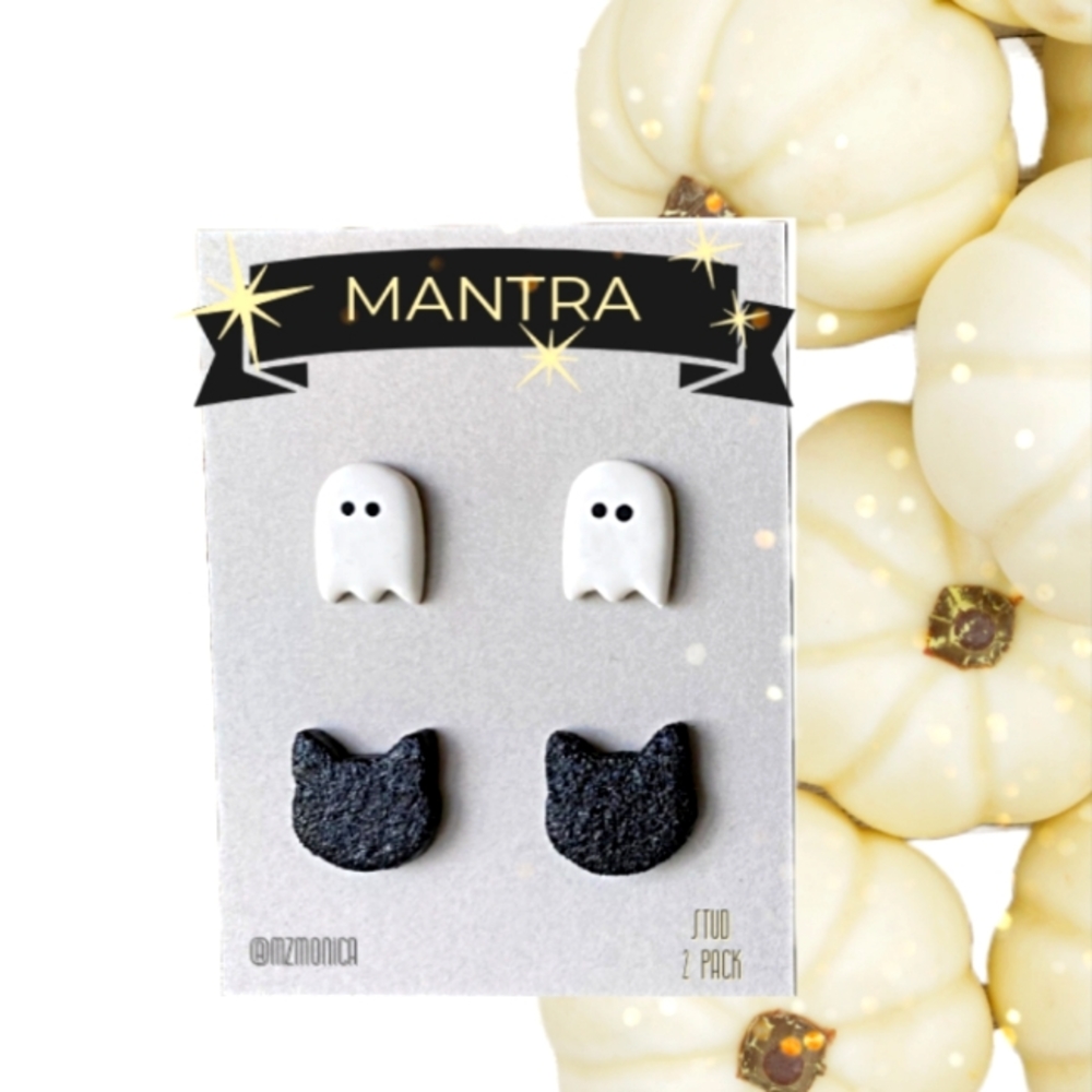 HANDMADE Spooky Stud Set